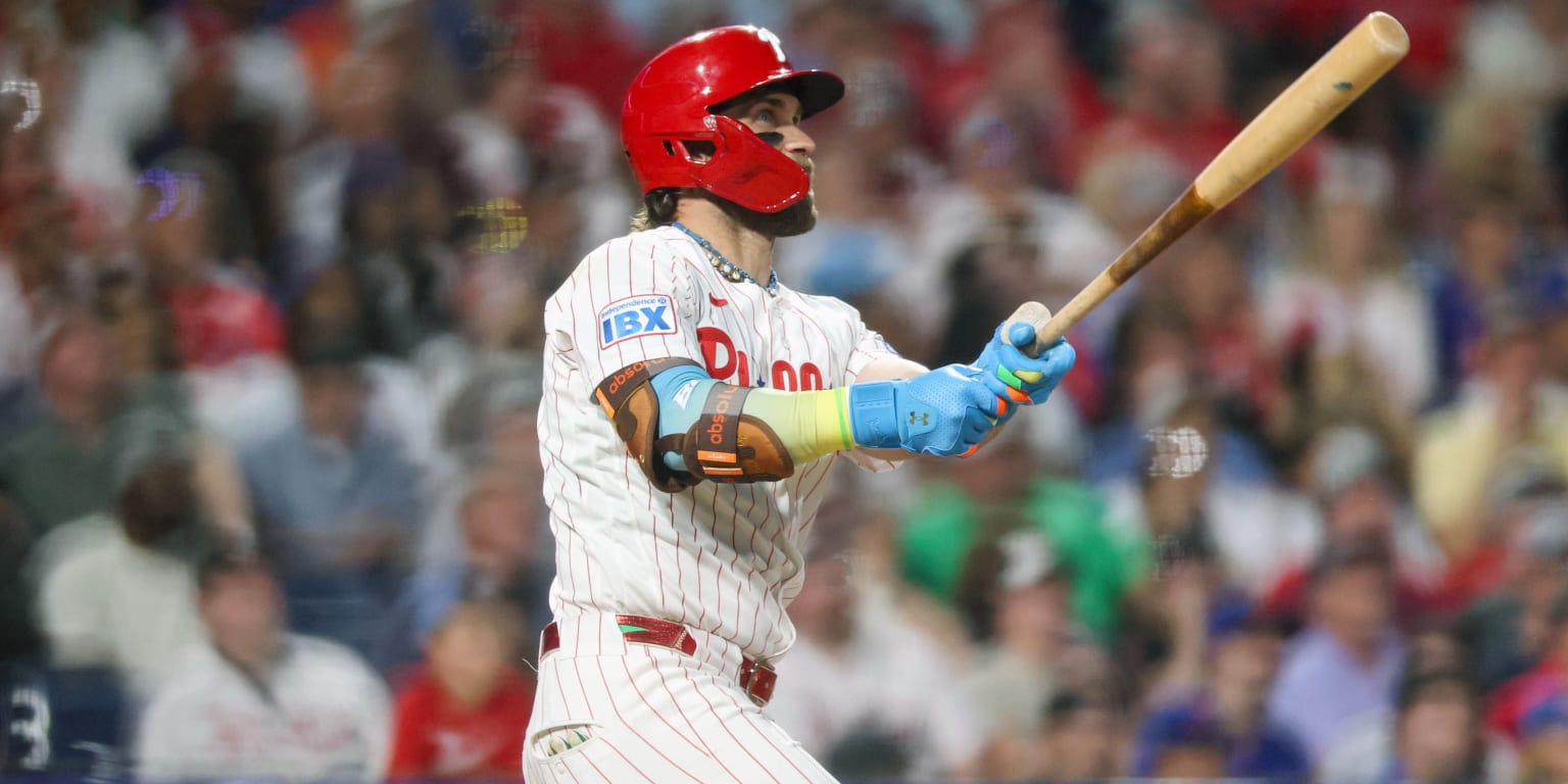 Harper quedó a un triple del ciclo — con el mismo bate de la hazaña — en triunfo de Filis