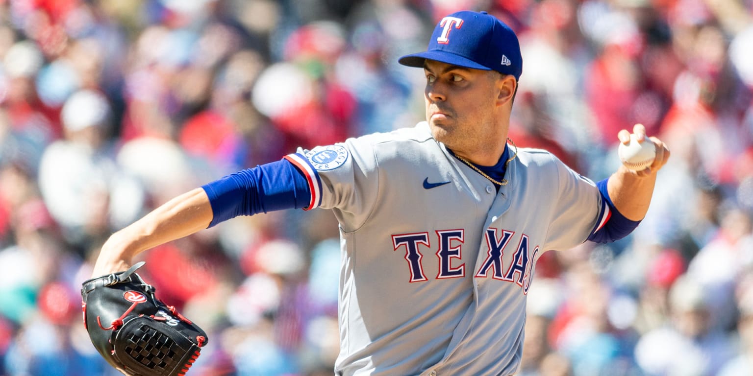 Gore lanza primores en su debut y guía a los Rangers en Filadelfia