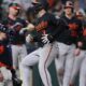 Jonrón de Ward en la 8va entrada guía a los Orioles a la victoria vs. Astros