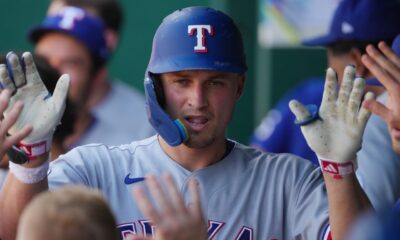Rangers ganan y alcanzan marca de .500 por primera vez desde el 1ro de mayo
