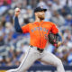 Paredes vuelve a producir y Burrows domina para guiar a Astros en Toronto