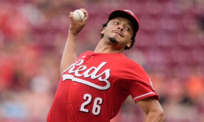 Lluvia de jonrones de Rojos ante Filis respalda a Burns rumbo al All-Star