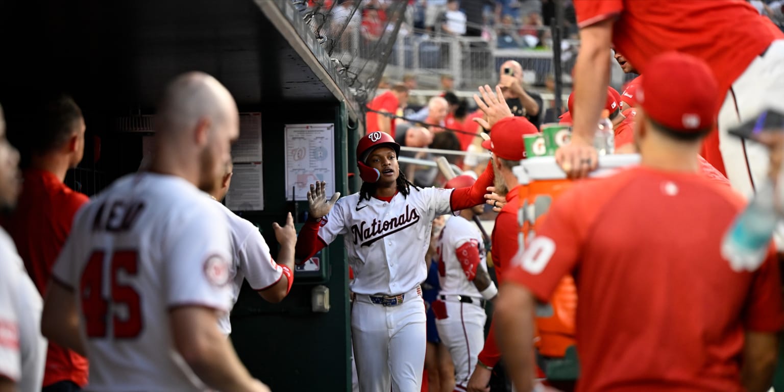 Dúo del cuadro brilla con récords personales y Nacionales vencen a Astros Dúo del cuadro brilla con récords personales y Nacionales vencen a Astros