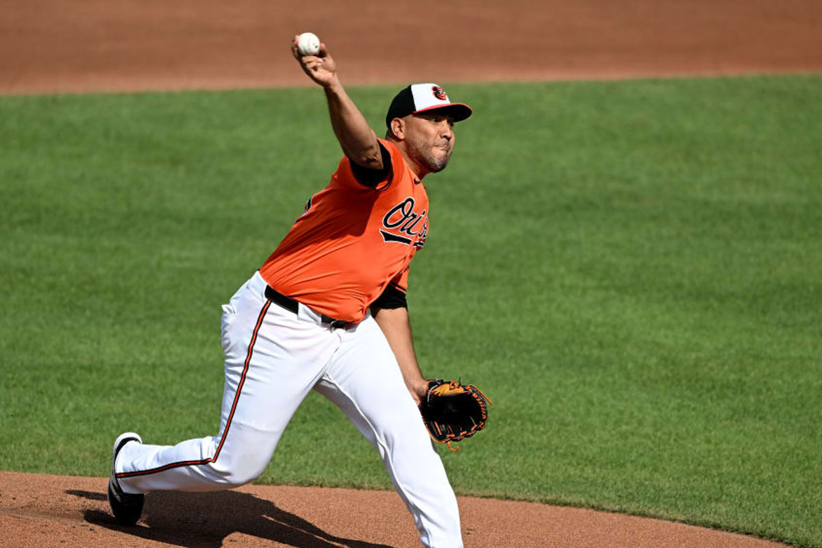 Baltimore deja a Albert Suárez fuera del roster del Opening Day