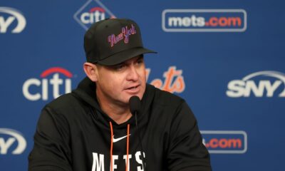 Los Mets “no tienen intención” de despedir a Mendoza, asegura Stearns