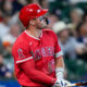 Trout (HR) y Soriano (7 Ks) impulsan a los Angelinos; Suzuki gana su debut como manager