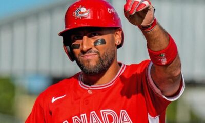 Abraham Toro se queda a un batazo de la escalera y lidera la primera clasificación de Canadá en su historia