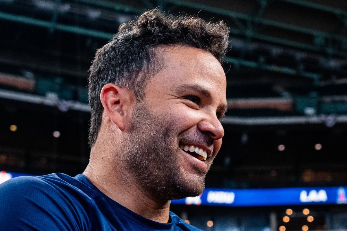 José Altuve deja atrás a 2 inmortales y acecha a Eddie Murray en juegos de 3 hits o más