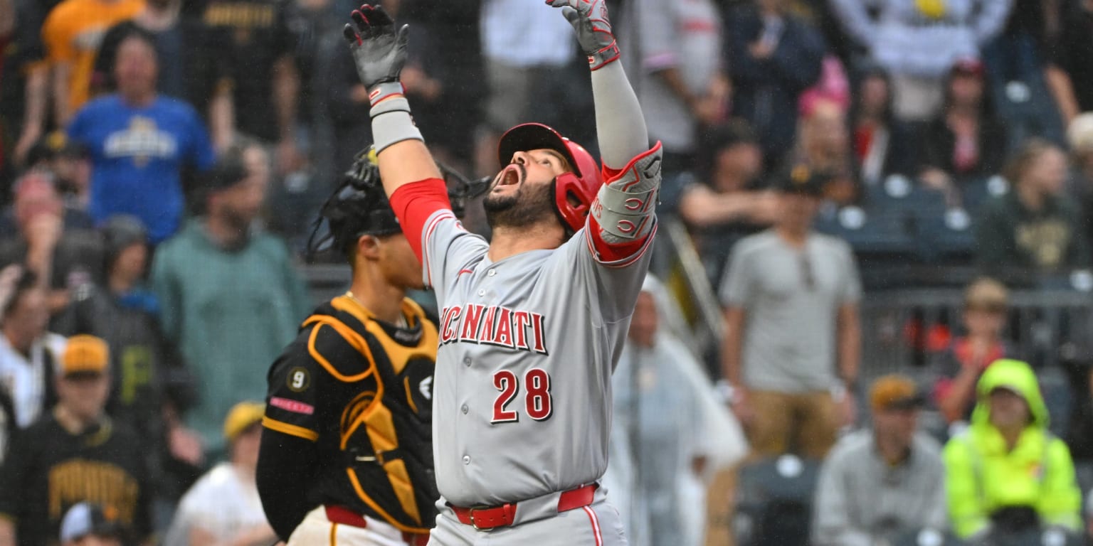A un strike de perder, Suárez se viste de héroe con jonrón de tres carreras vs. Piratas