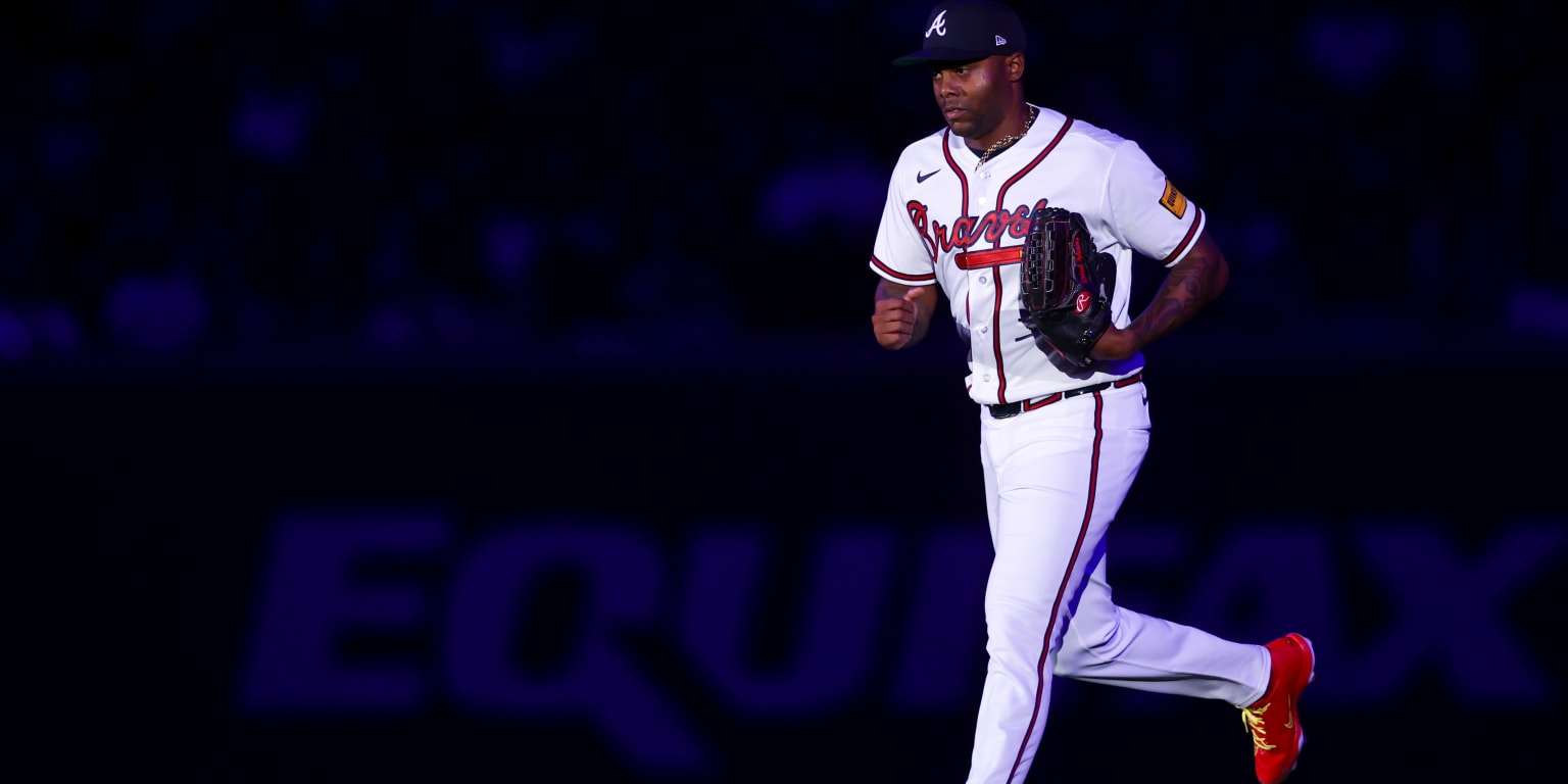 Suárez fungirá como cerrador de Bravos con Iglesias (hombro) en la lista de lesionados Suárez fungirá como cerrador de Bravos con Iglesias (hombro) en la lista de lesionados