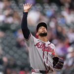 Robert Suárez se posiciona entre mejores relevistas de 2026 con Atlanta