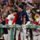 Medias Rojas se apoyan en explosivo inning y joya de Early para vencer a Bravos Medias Rojas se apoyan en explosivo inning y joya de Early para vencer a Bravos