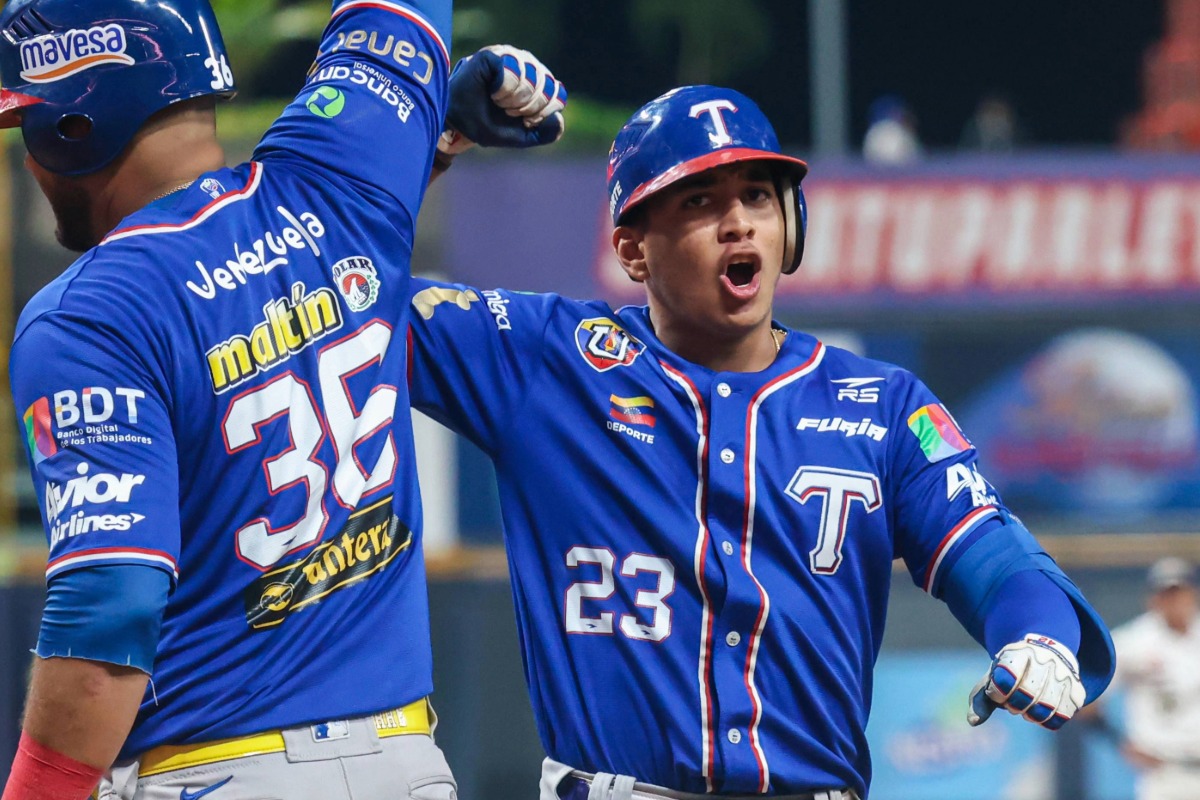 Se cae el regreso de Jadher Areinamo con los Tiburones, según reporte