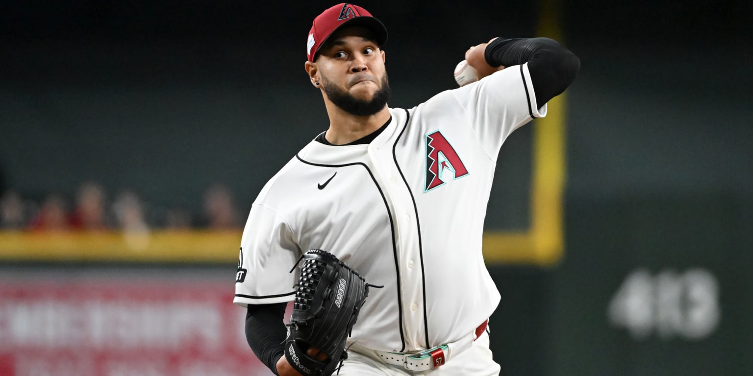 Lovullo “da las gracias” a Omar López al ver la mejoría de Eduardo Rodríguez