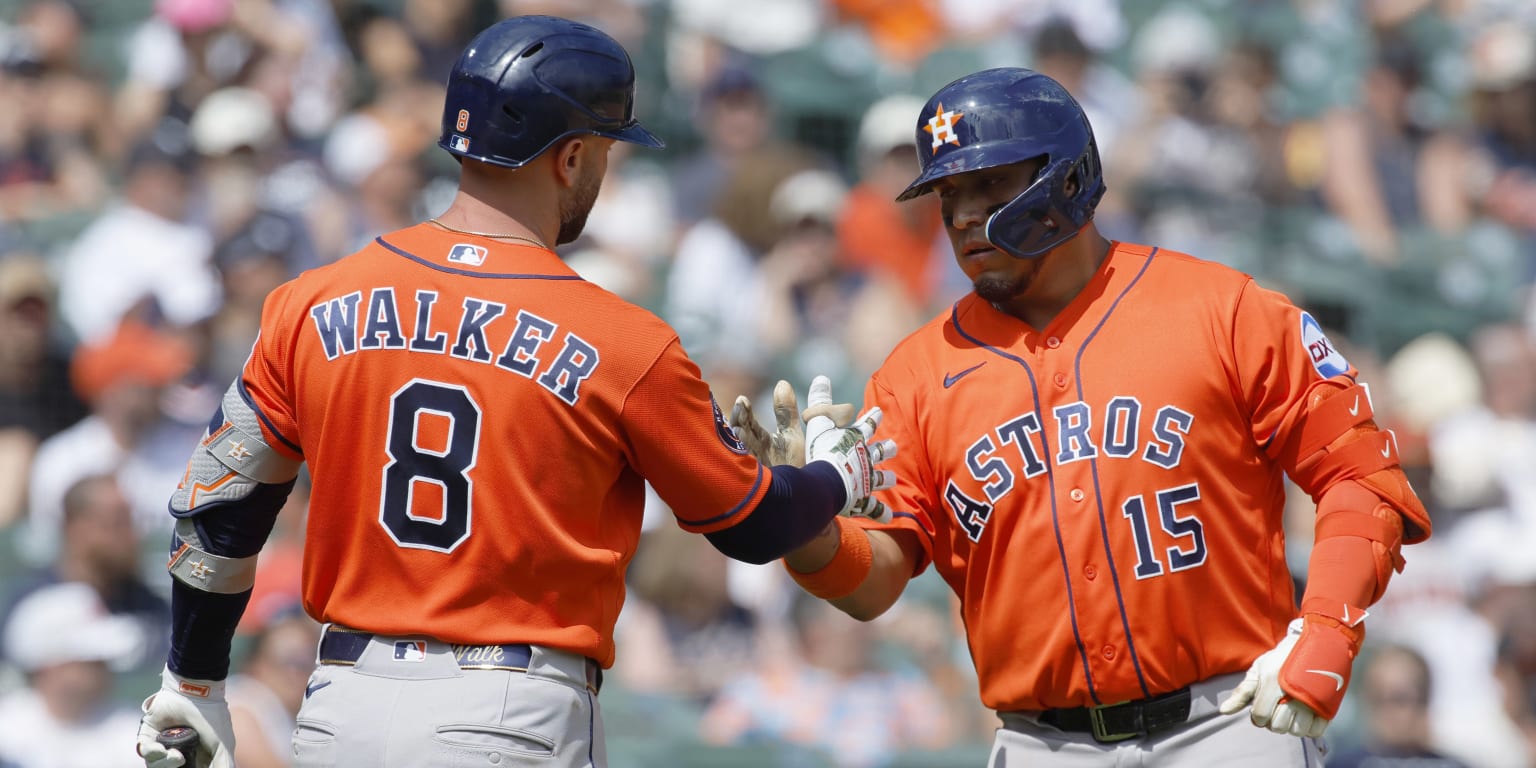Astros estallan en la 10ma para completar remontada contra Tigres