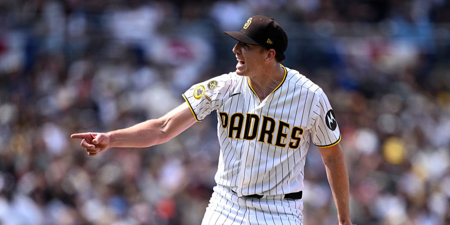 Pivetta, Padres se recuperan para cerrar la estadía en casa con broche de oro