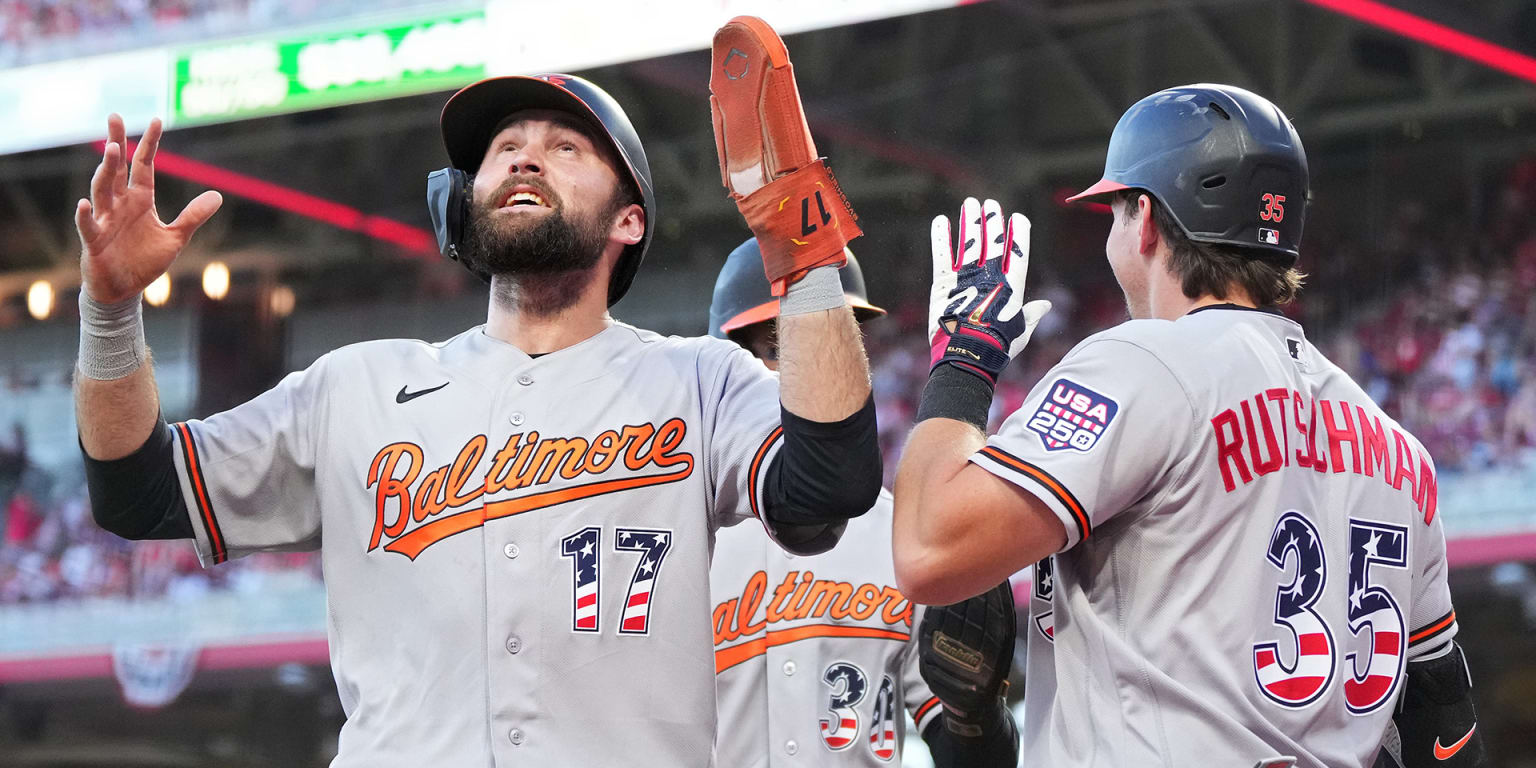 Rutschman y Alonso lideran el triunfo de los Orioles ante los Rojos
