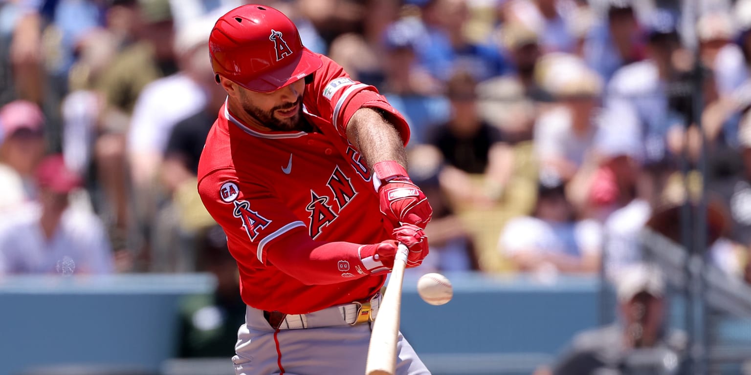 Ataque de Angelinos estalla para llevarse el del honor contra Dodgers
