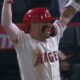 A tres outs de recibir no-hitter, Angelinos cambian el guion con épico jonrón de oro A tres outs de recibir no-hitter, Angelinos cambian el guion con épico jonrón de oro