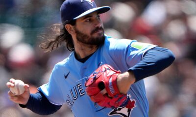 Cease se quedó a tres outs de poner fin a una sequía de 36 años sin un no-hitter
