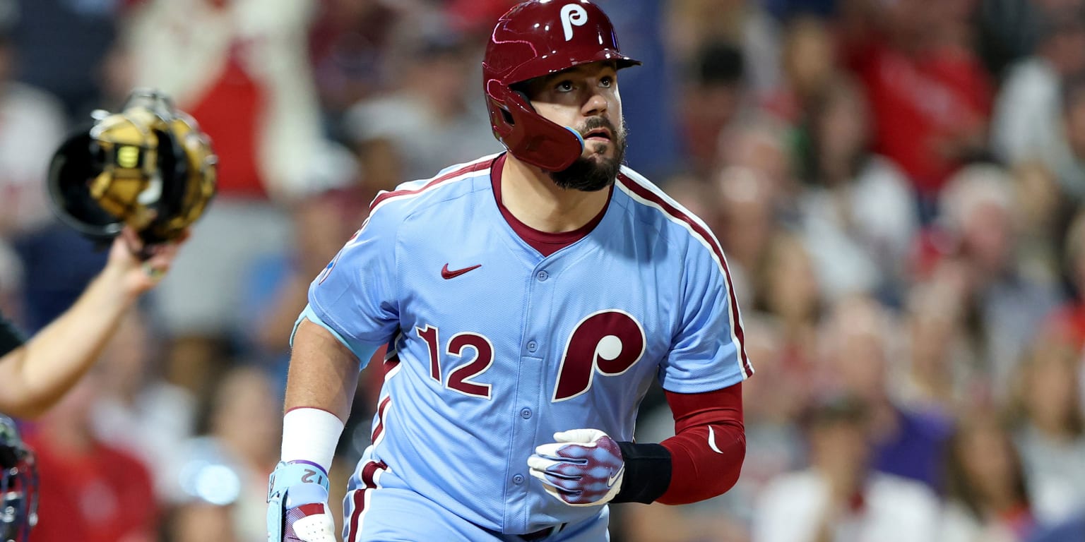 Habría surgido un equipo sorpresa en la puja por Schwarber (informe)