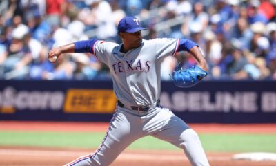 Rocker responde con una apertura de calidad para darle un respiro al bullpen de Texas