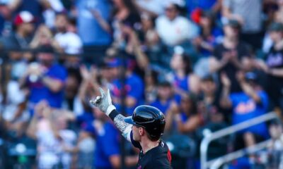 Primer jonrón de Ewing como 1er bate marca la pauta en remontada de los Mets 
