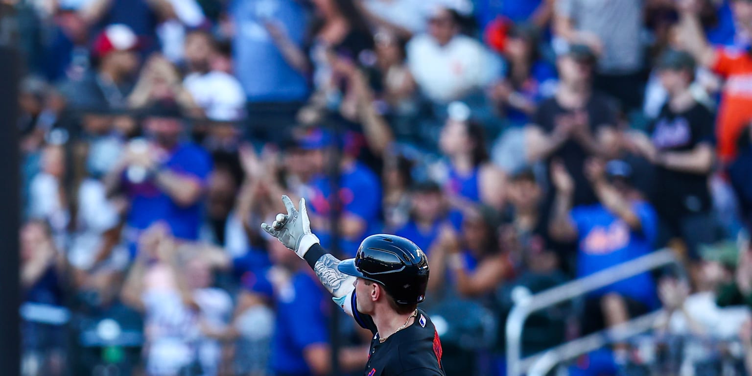 Primer jonrón de Ewing como 1er bate marca la pauta en remontada de los Mets 