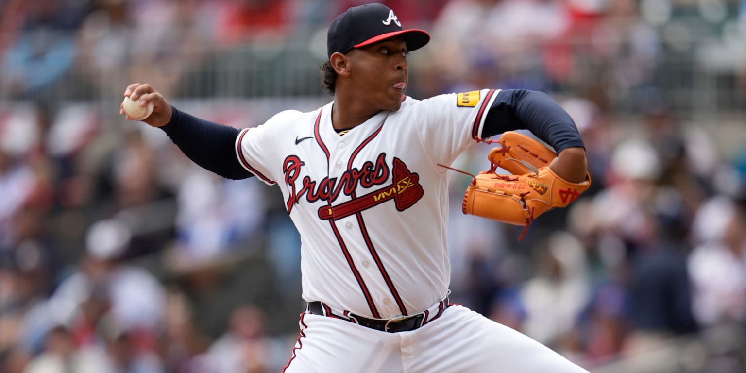 Bravos bajan al cotizado prospecto Didier Fuentes a Triple-A; sube Martín Pérez