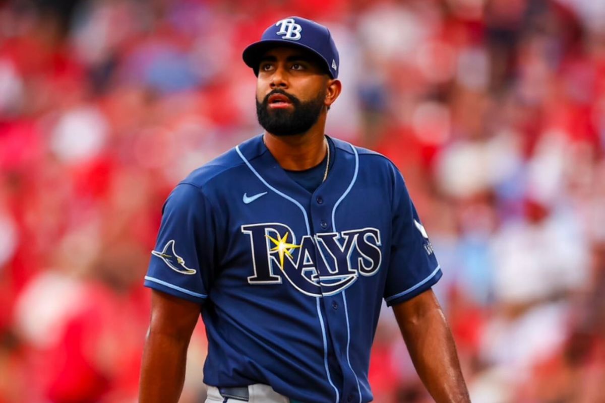 Yoendrys Gómez se estrena en un Opening Day con un relevo en blanco