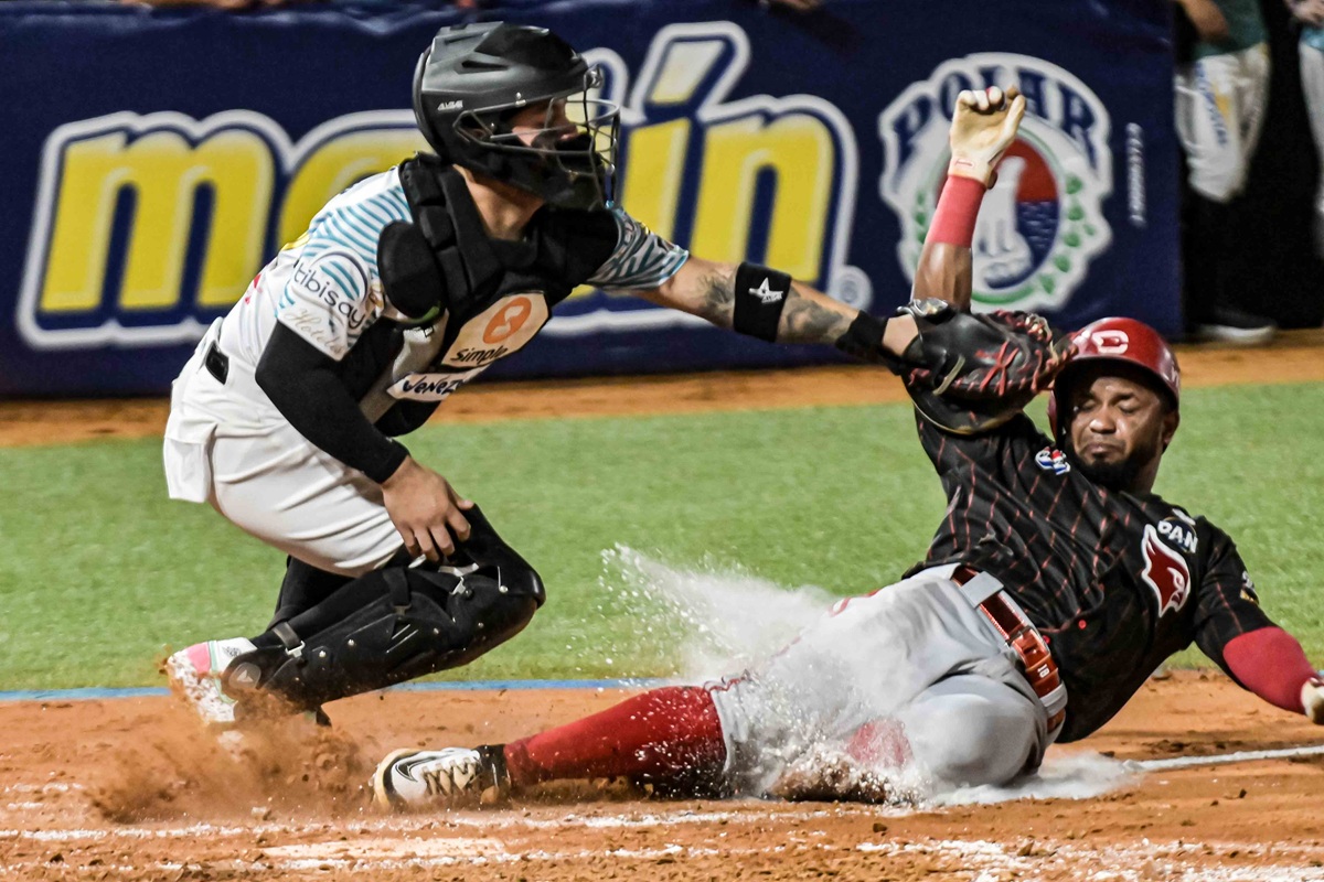 ASÍ VA LA LVBP. Resultados del viernes, posiciones, transmisiones de TV y pitchers para el sábado ASÍ VA LA LVBP. Resultados del viernes, posiciones, transmisiones de TV y pitchers para el sábado