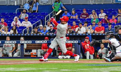 Kyle Schwarber llega a 20 jonrones y empata una marca de Phillies de más de 100 años