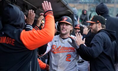 Heroico batazo de Henderson en Chicago mantiene el buen momento de los Orioles
