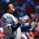 Vean esta reacción digna de Hollywood de Ohtani tras un pelotazo a 75 mph Vean esta reacción digna de Hollywood de Ohtani tras un pelotazo a 75 mph