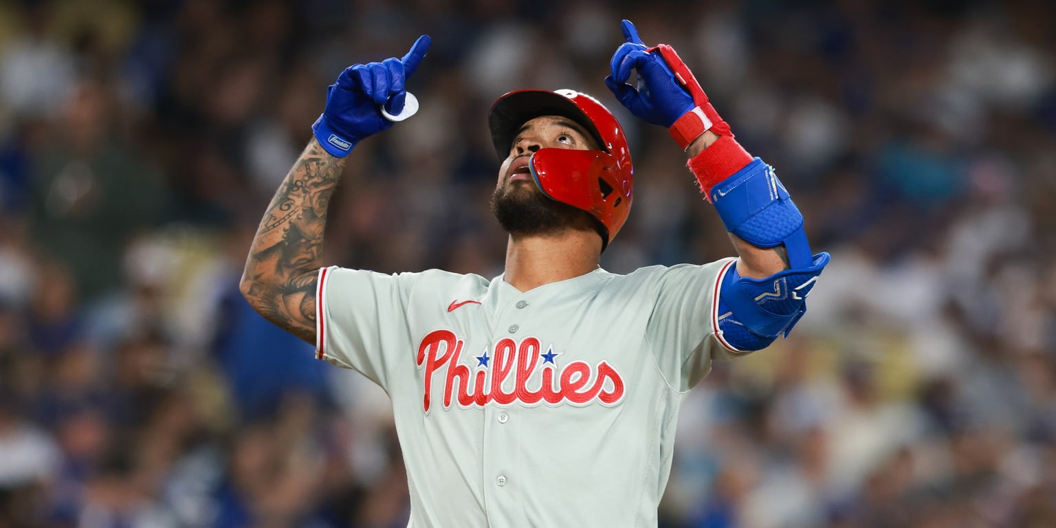 Filis reviven en el octavo y vencen a Dodgers con HR de Sosa