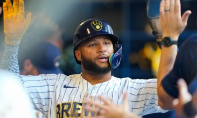 Ante las bajas de Frelick y Turang, el resto de Cerveceros se unen en victoria vs. Marlins