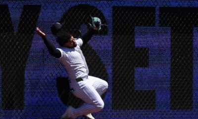 Domínguez ya batea desde el tee, pero aún no tiene fecha de regreso a Yankees