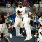 Marlins frenan mala racha con victoria vs. Orioles tras error en la 9na