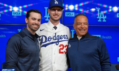 Ni el hombre de los US0 millones se escapa: Tucker aprende a celebrar al estilo Dodgers