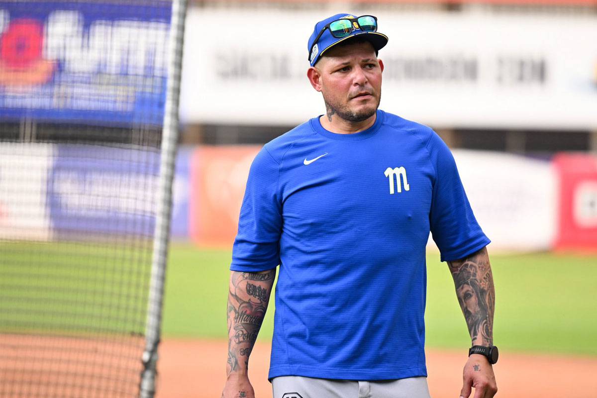 Yadier Molina gana su primer juego con Magallanes y asume el reto de llevarlo a la postemporada