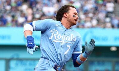 ¡Flash! Witt recorre las bases en 14.13 segundos para un jonrón dentro del parque