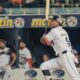 Chourio estalla (7 CI) y Águilas apalean a Leones en Venezuela
