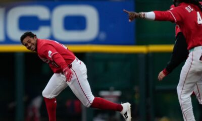 Hit de oro de Myers deja tendidos a los Medias Rojas; Elly pega 1er HR