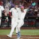 Diamondbacks remontan y dejan tendidos a Dodgers con HR de Marte Diamondbacks remontan y dejan tendidos a Dodgers con HR de Marte