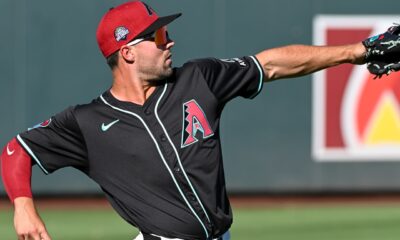 Arizona sube a Waldschmidt y designa para asignación a Thomas