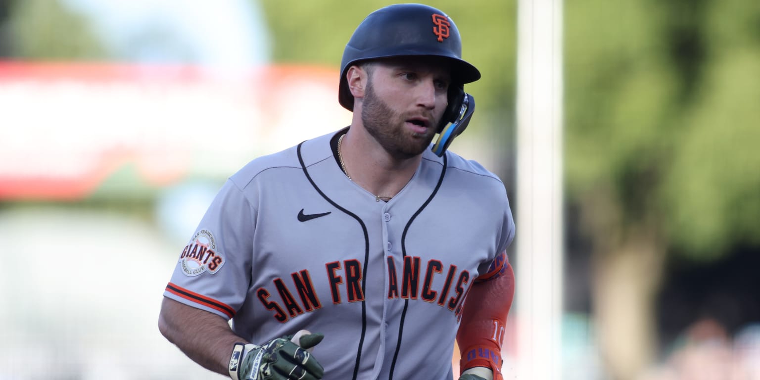 Schmitt (2 HR 3 CI), McDonald impulsan a Gigantes ante los Atléticos