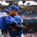 ¿Ohtani sin batear en una apertura? Así imitó Dave Roberts la curiosa reacción del as ¿Ohtani sin batear en una apertura? Así imitó Dave Roberts la curiosa reacción del as