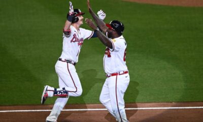 Yastrzemski pega su 1er HR con Atlanta mientras Bravos honran a Cox y Turner