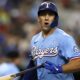 Langford, Jung fueron el golpe 1-2 que elevó a Rangers contra Padres