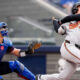 Gran noche de Rutschman (HR, 5 CI) lidera ataque ofensivo de Orioles vs. Azulejos